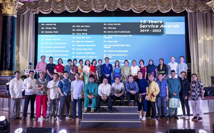 QES Social | Long Service Award